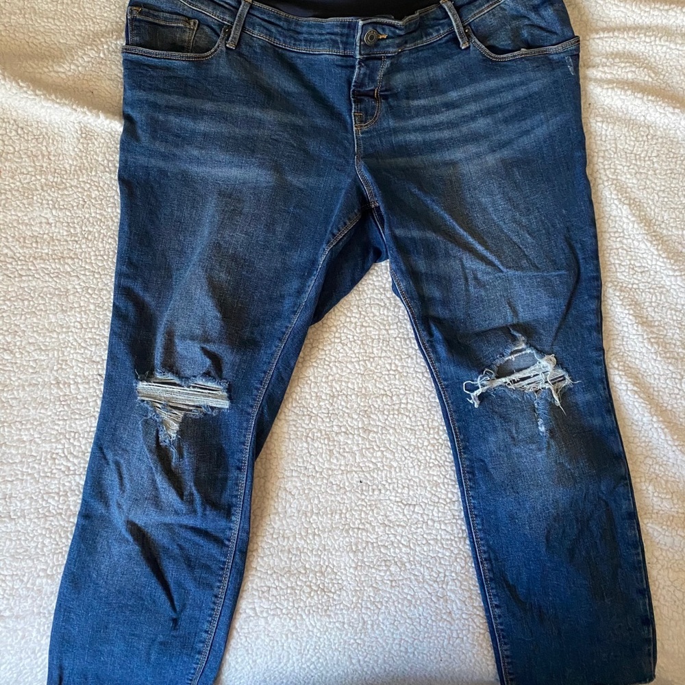 Size 16 Old Navy maternity jeans